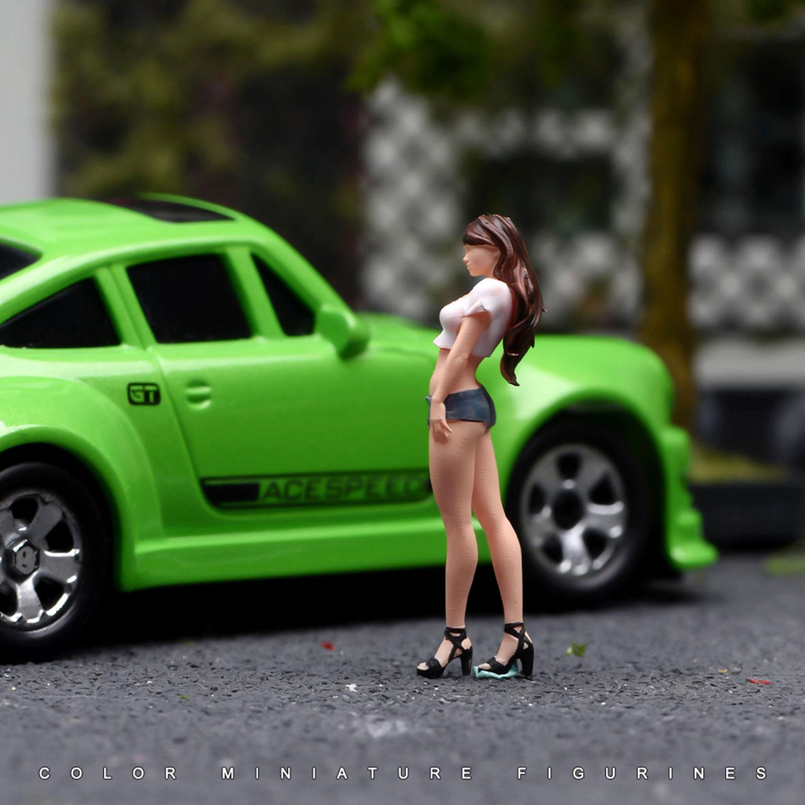 Smart Garden Mini - Figurka żeńska w skali 1:64, model